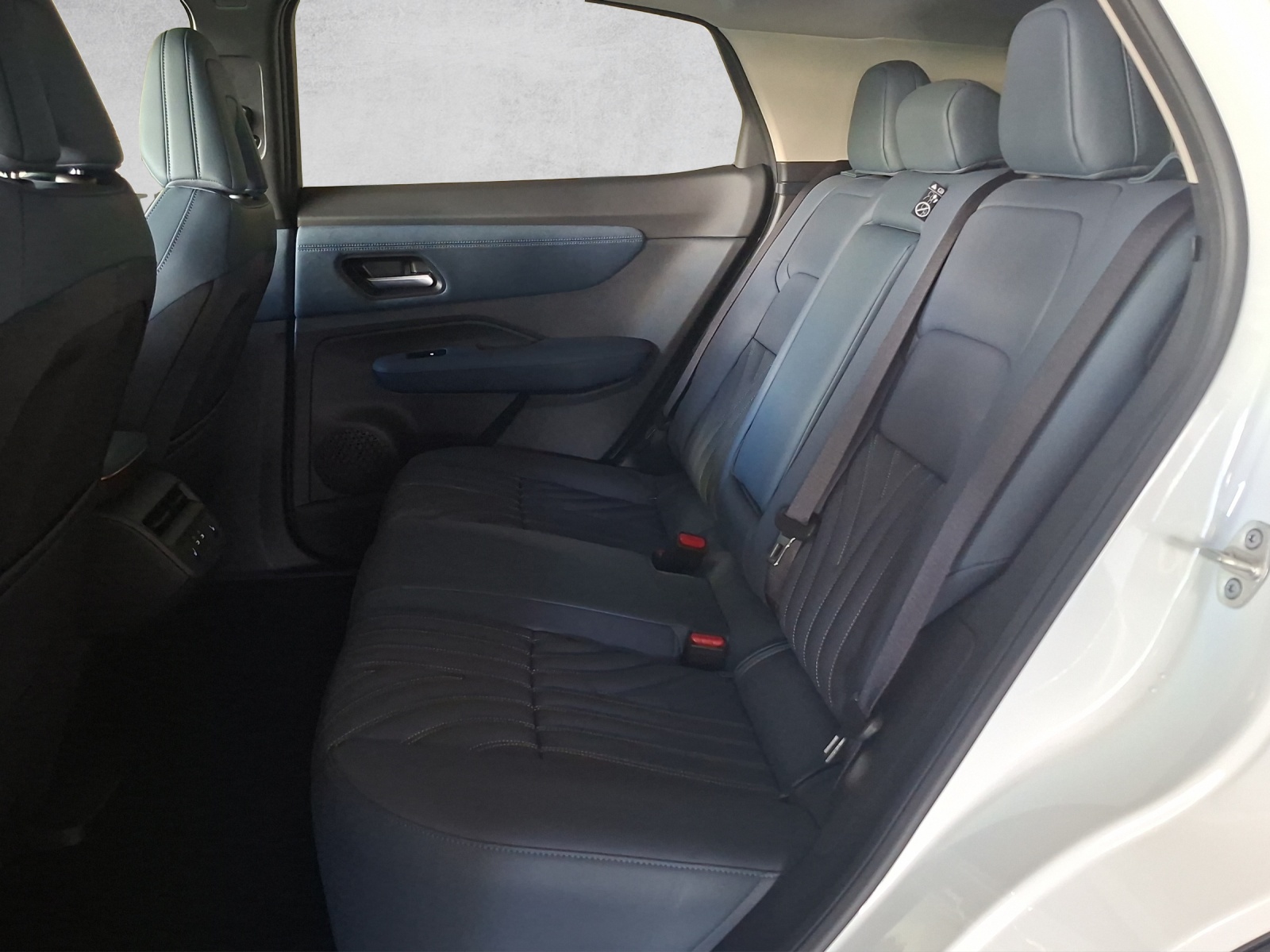 Nissan Ariya Evolve 400 e-4orce