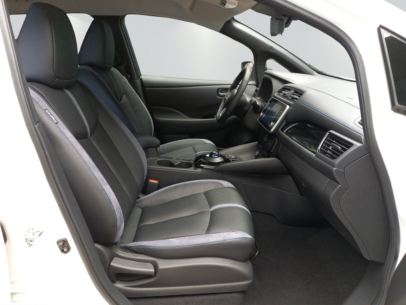 Nissan Leaf e- Tekna 59 kWh 217 PS