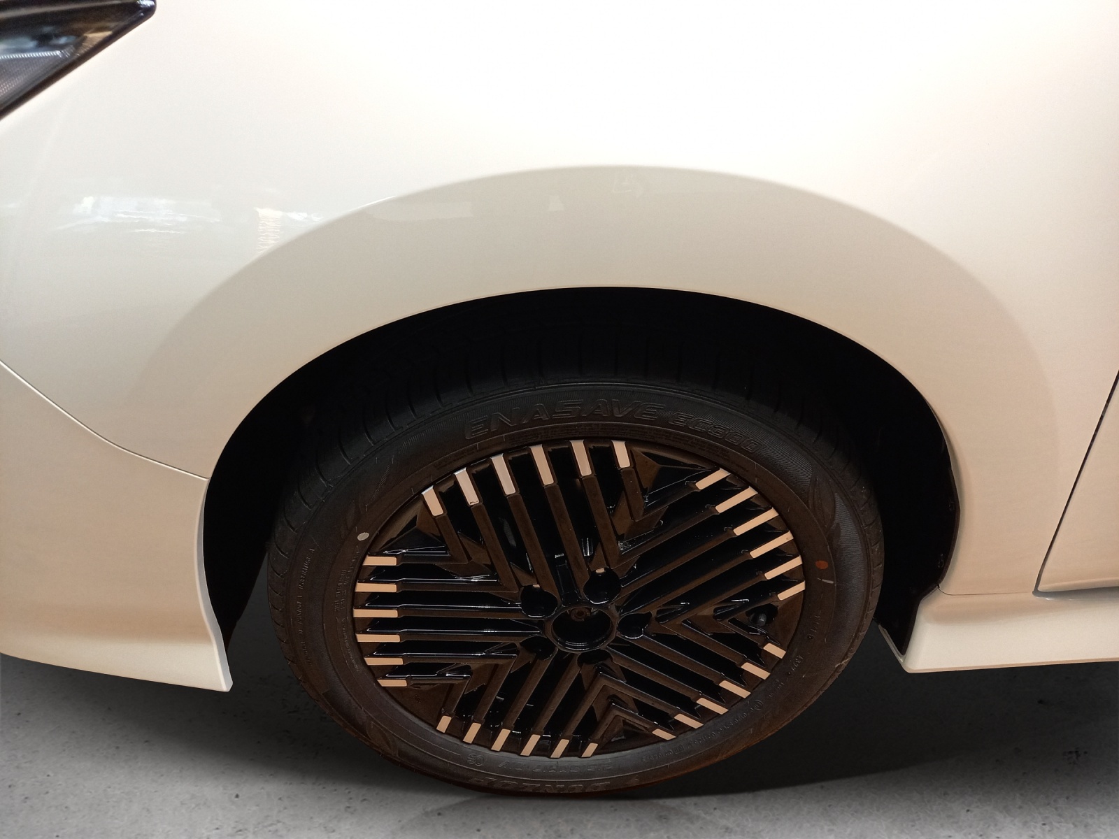 Nissan Leaf e- Tekna 59 kWh 217 PS