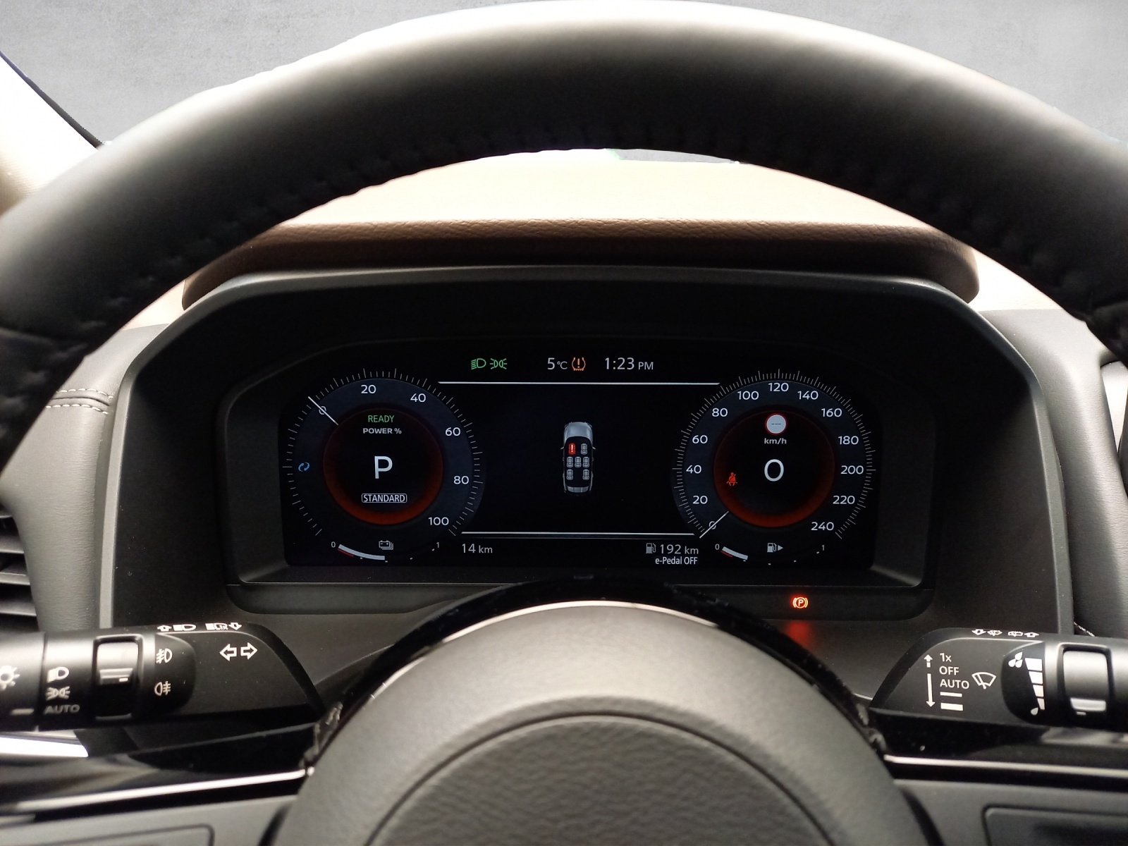 Nissan X-Trail 1.5 VC-T Tekna e-4orce 7P