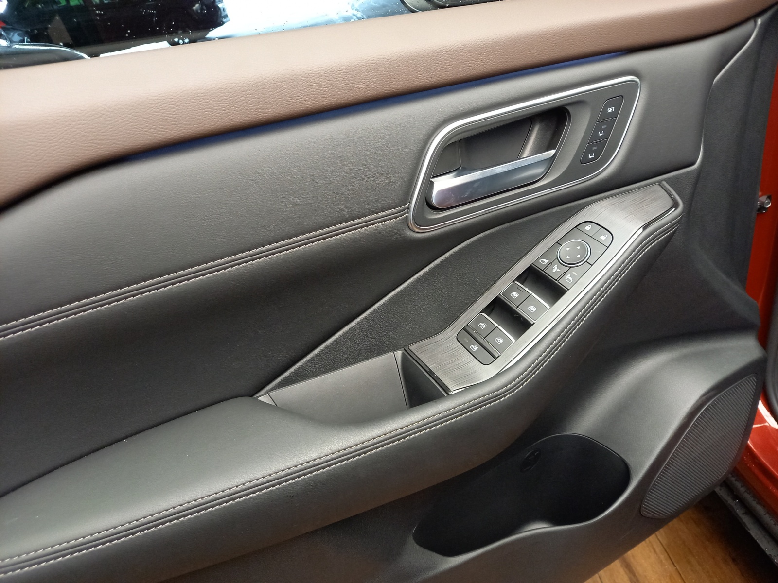 Nissan X-Trail 1.5 VC-T Tekna e-4orce 7P